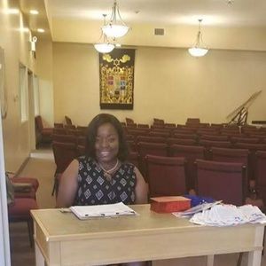 Meet your Posher, Evelyn